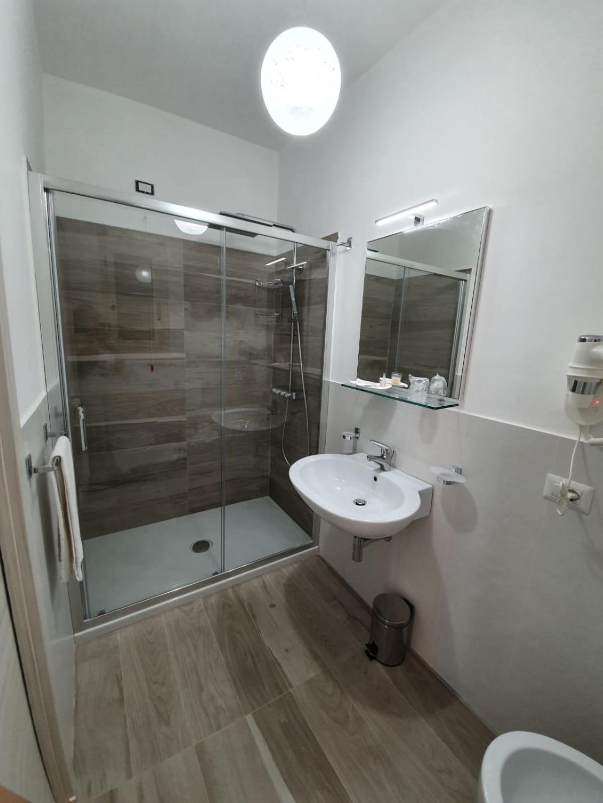 Oikia Rooms Parghelia Dış mekan fotoğraf
